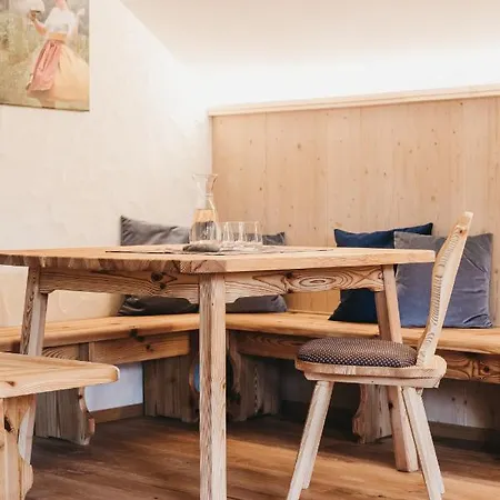 Naturel Hoteldorf Schoenleitn 4*