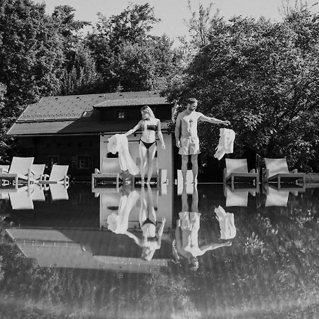 Üdülőpark Naturel Hoteldorf Schoenleitn Latschach ober dem Faakersee