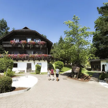 Prázdninový areál Naturel Hoteldorf Schoenleitn Latschach ober dem Faakersee