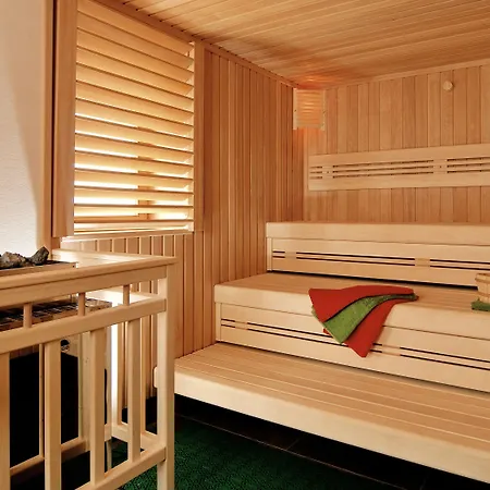Naturel Hoteldorf Schoenleitn Feriepark 4*