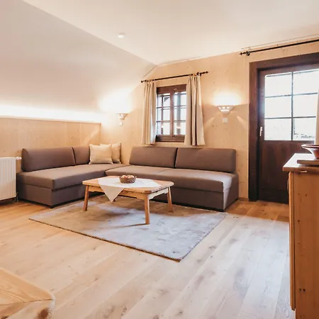 Naturel Hoteldorf Schoenleitn Latschach ober dem Faakersee