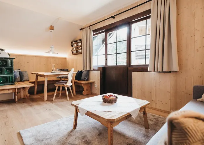 Naturel Hoteldorf Schoenleitn 4*