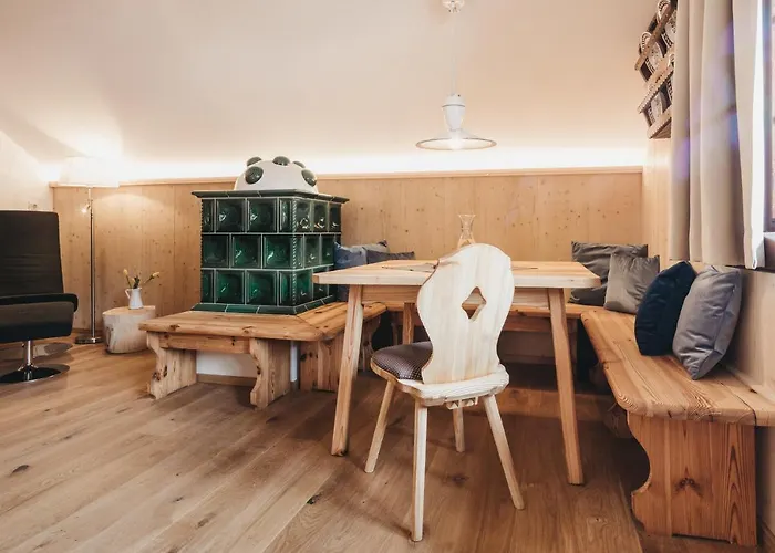 Naturel Hoteldorf Schoenleitn Latschach ober dem Faakersee