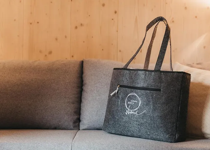 Naturel Hoteldorf Schoenleitn Kompleks wypoczynkowy Latschach ober dem Faakersee