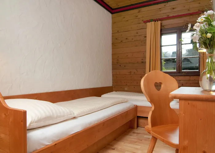 Kompleks wypoczynkowy Naturel Hoteldorf Schoenleitn 4*