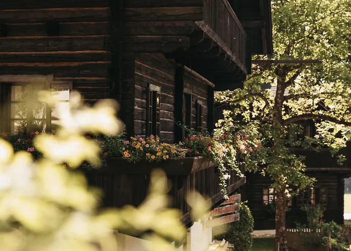 Kompleks wypoczynkowy Naturel Hoteldorf Schoenleitn 4*